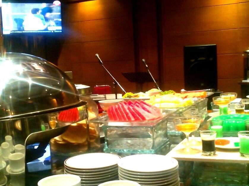 Hotel Mutiara Cilacap Eksteriør bilde